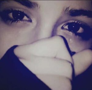Sad girl DP for WhatsApp